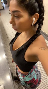 miLLenialAss de Vaucluse, France